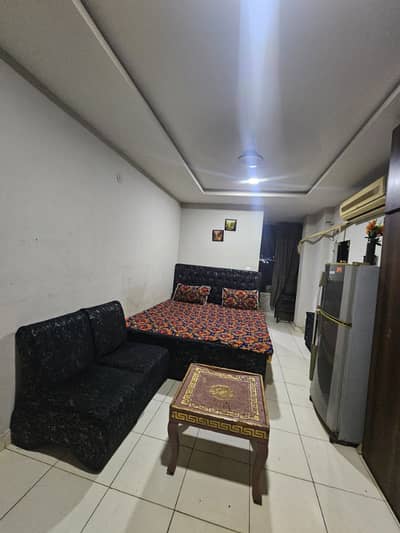 E-11/2 Studio flat available for rent in e11 Islamabad demand 35,000