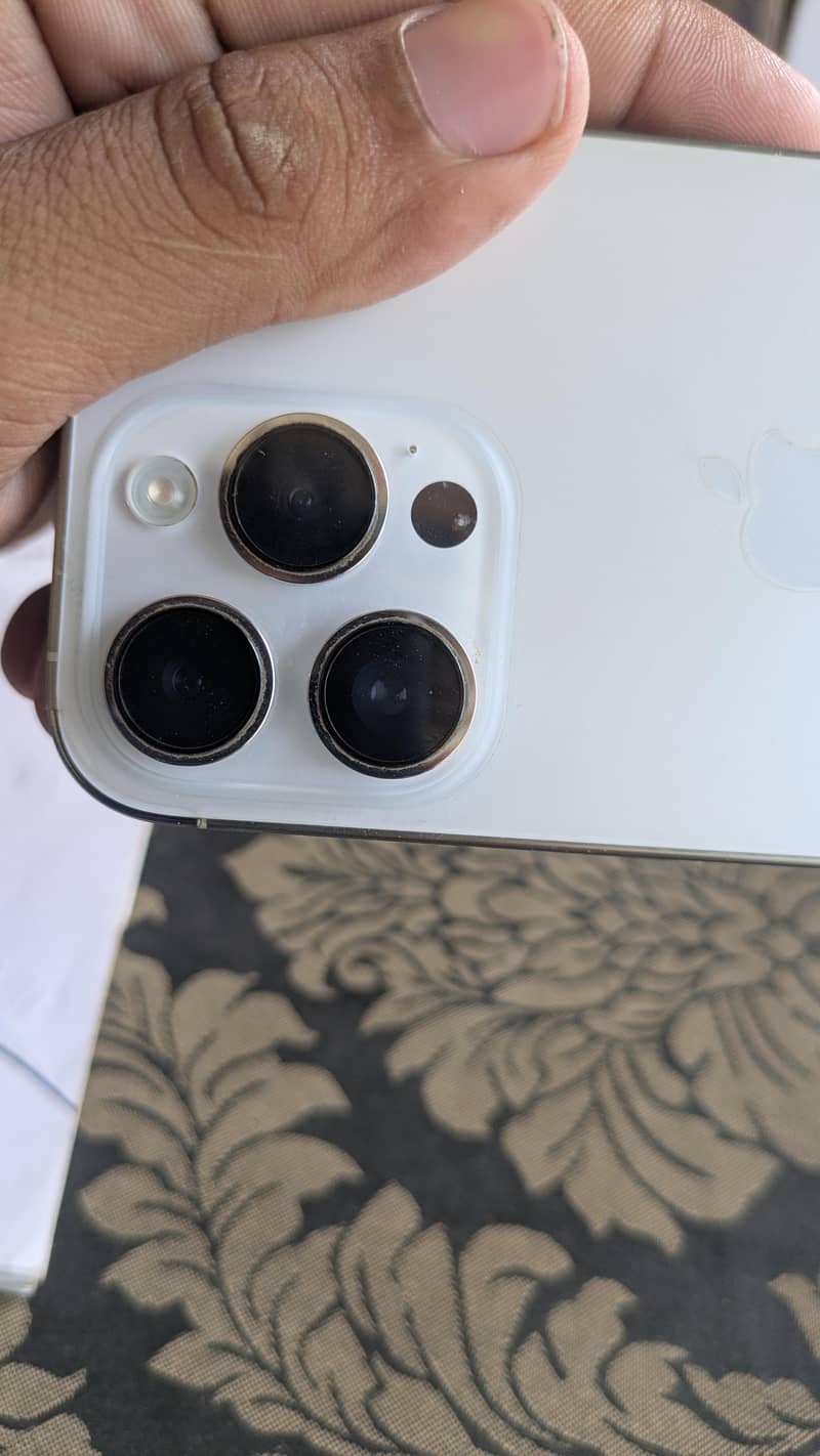 iphone 14 pro 4