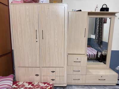Wardrobe and dressing unit
