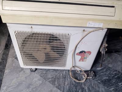Haier 1,5 tan simpal AC for sale 03214150506