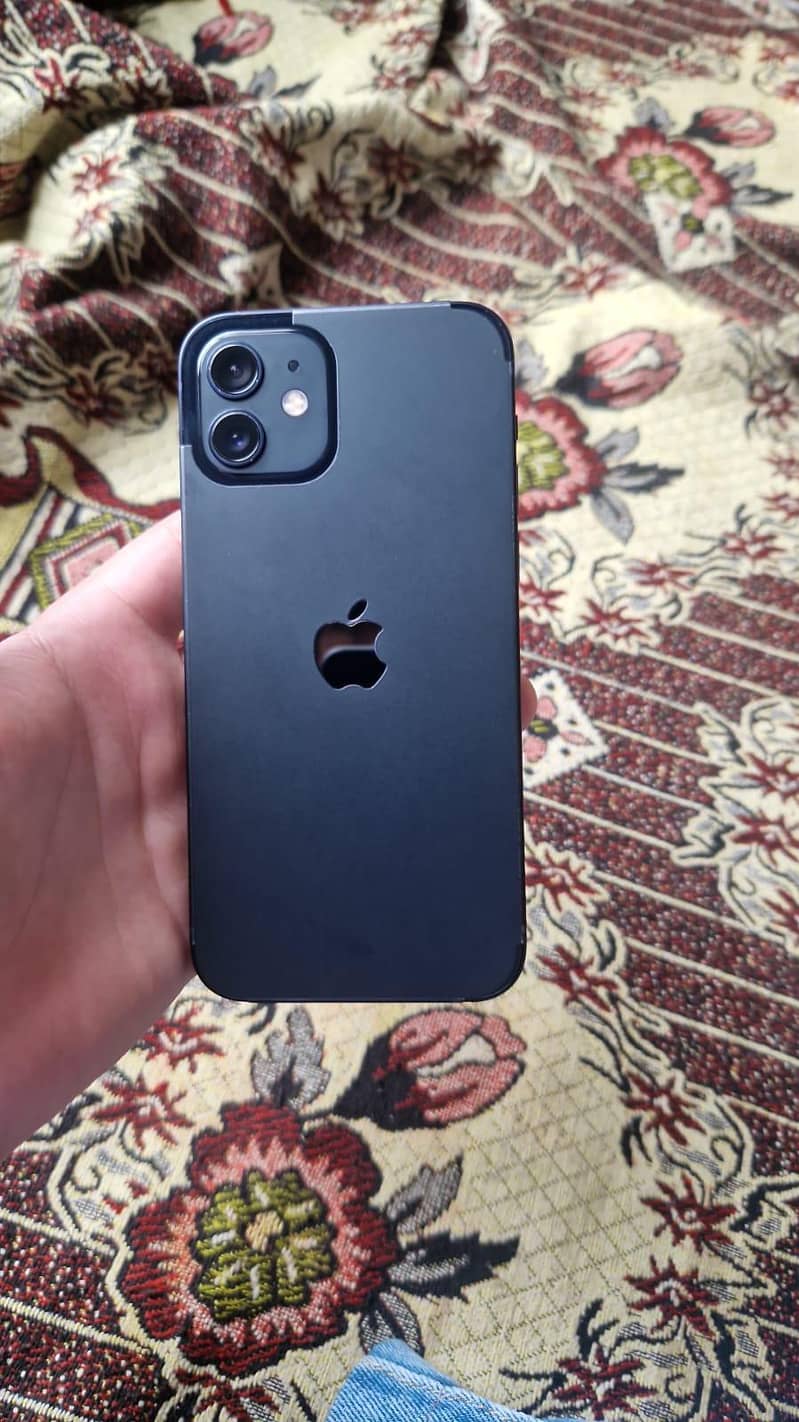 Apple iPhone 12 0
