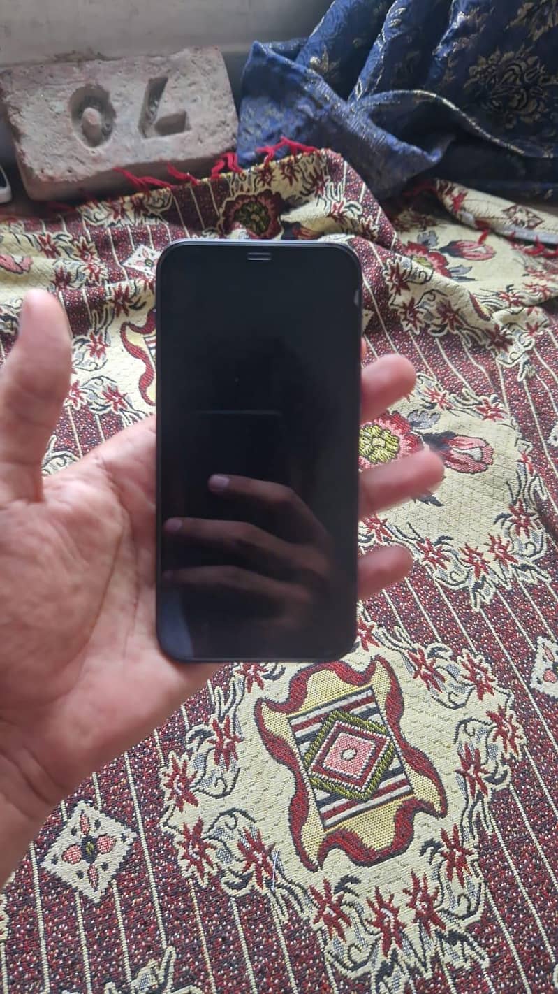 Apple iPhone 12 9