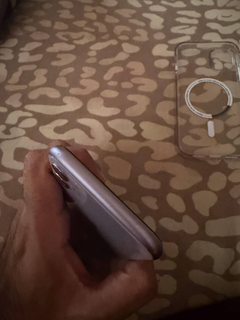 iphone 11 4