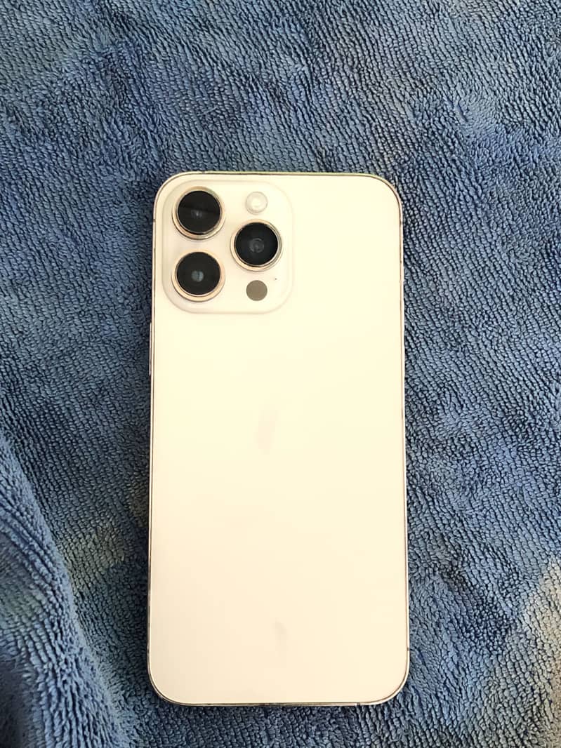 iPhone 14 Pro Max 1