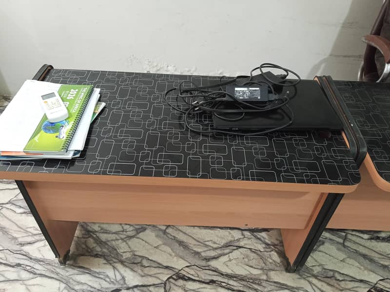 computer table counter for offices 0