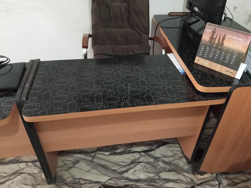 computer table counter for offices 1
