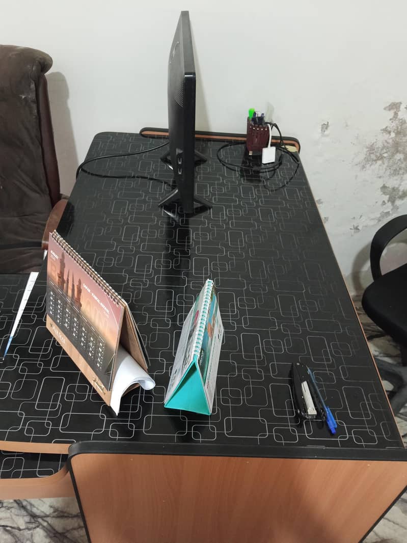 computer table counter for offices 3