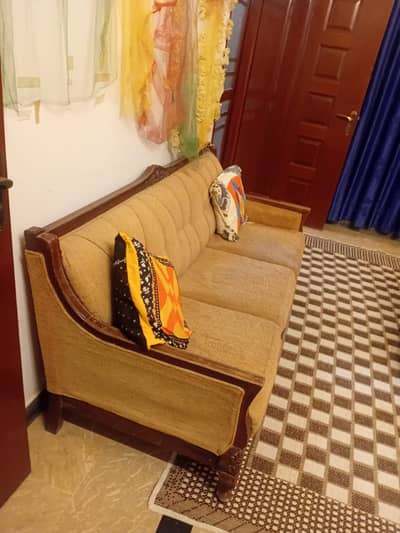 3 seater sofa set (Urgent Sale Out)