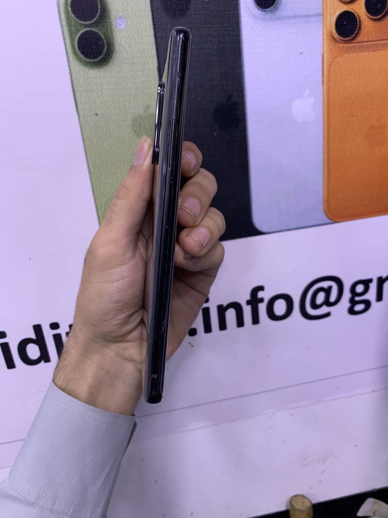 Oneplus 8 pro 6