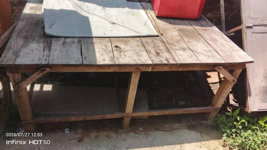 chicken shop table size 6 by 4 height 2.5
