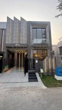 5 Marla Ultra Modern house for rent