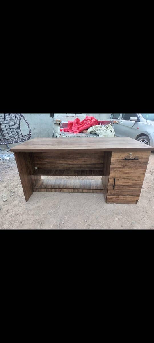 Office Table , workstation 0