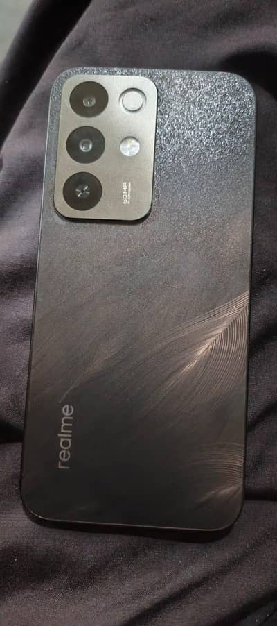 Realme c85