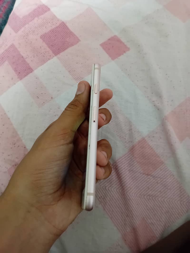 Apple iPhone 8 pta approved 3