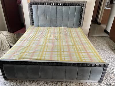 Bed set complete with showcase dressing table and wardrobe