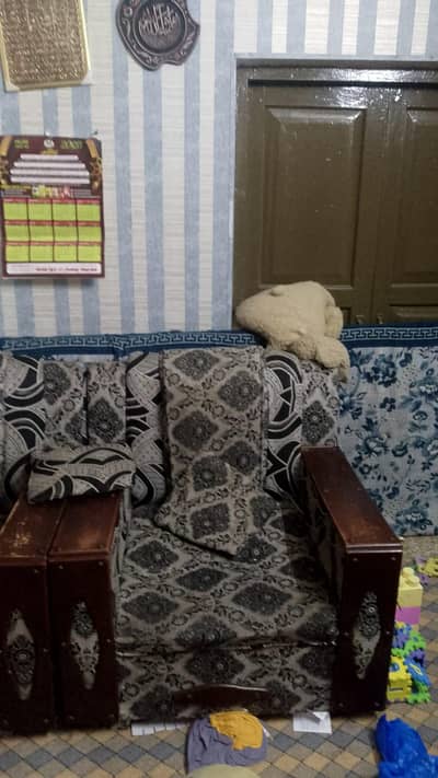5 seater sofa used
