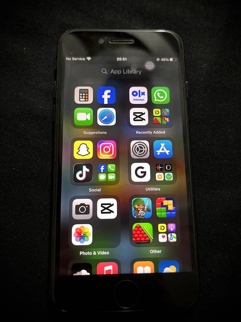 Apple iPhone 7 2