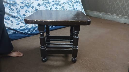 sofa side table