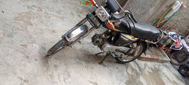 O322*6368*617*TOTAL GENIUNE HONDA CD 70CC MODEL 14/15