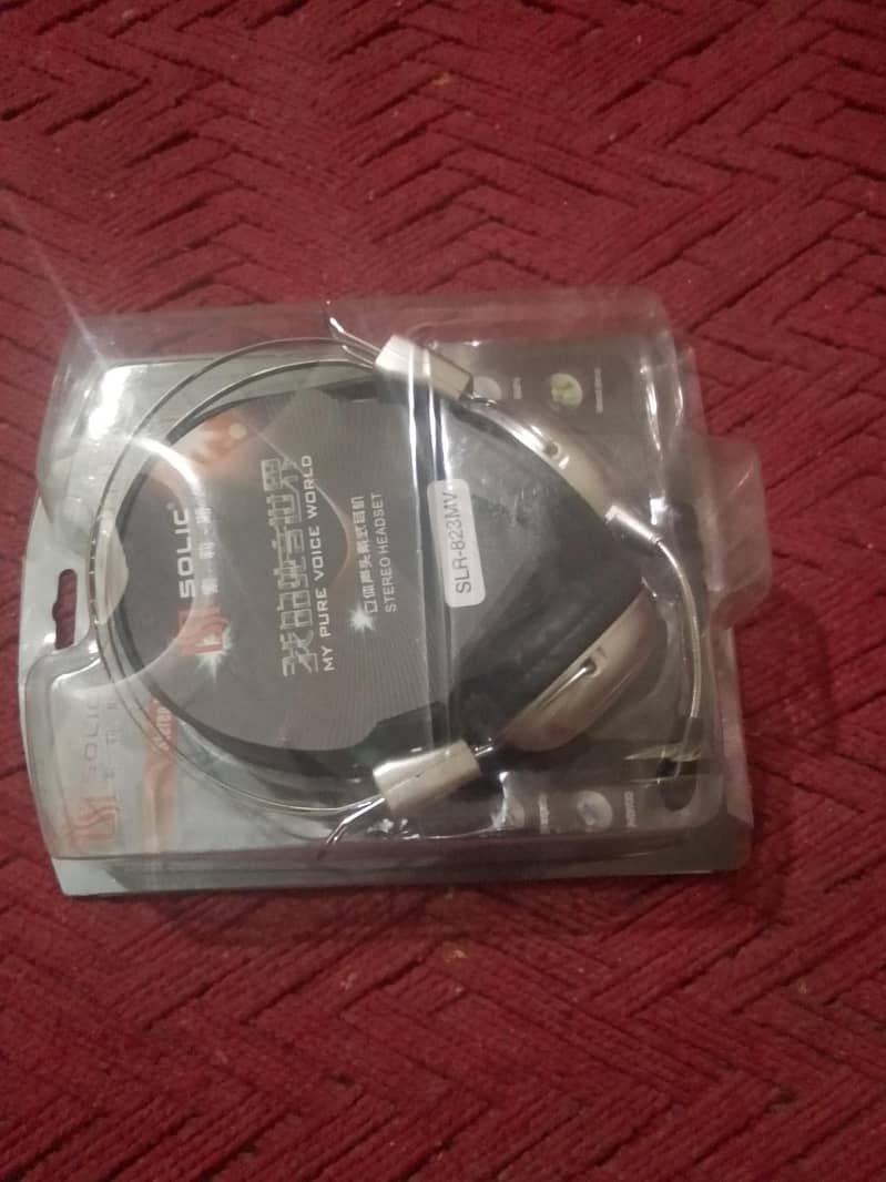 headphone 1