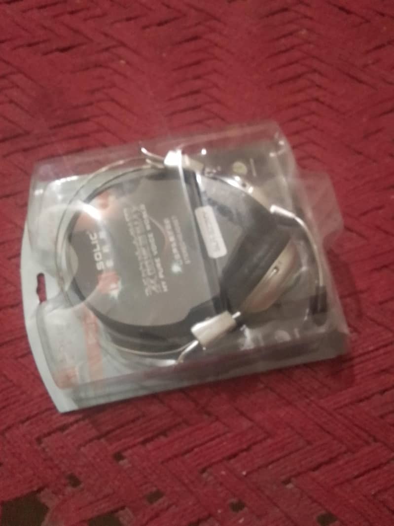 headphone 3