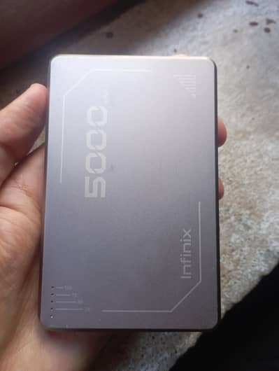 Original Infinix magnetic power bank XP06