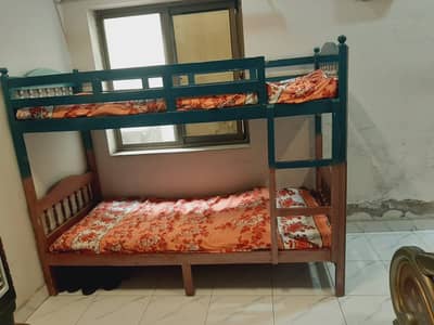 6ft Wooden Bunk Bed – Strong & Durable Good condition