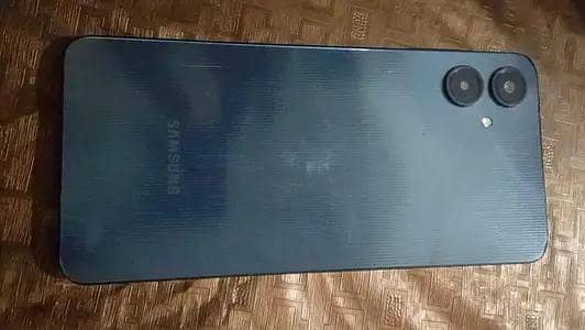 Samsung Mobile A06