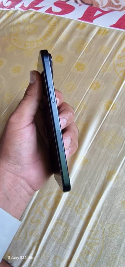 Apple iPhone 15 plus