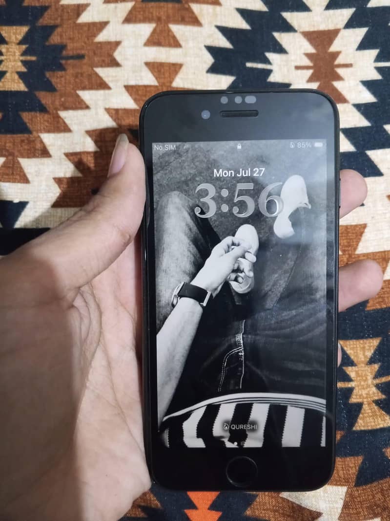 Apple iPhone SE 0
