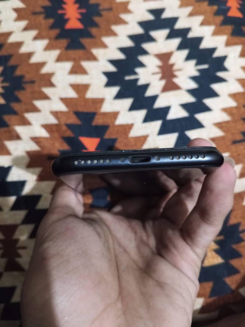 Apple iPhone SE 4