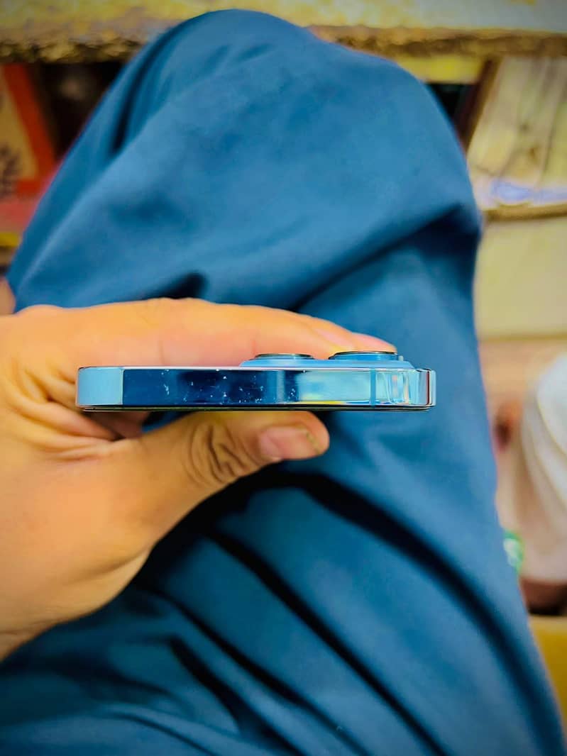 Apple iPhone 13 Pro 3