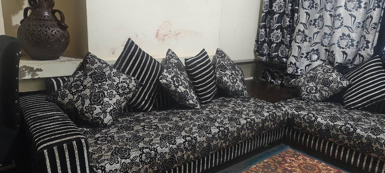 L SHAPED SOFA 0