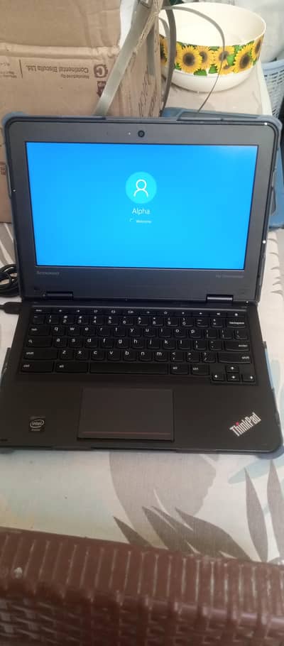 Lenovo Yoga 11e Chromebook| 4GB Ram 16GB SSD | windows