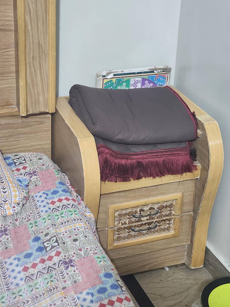 bed side tables dressing table 2