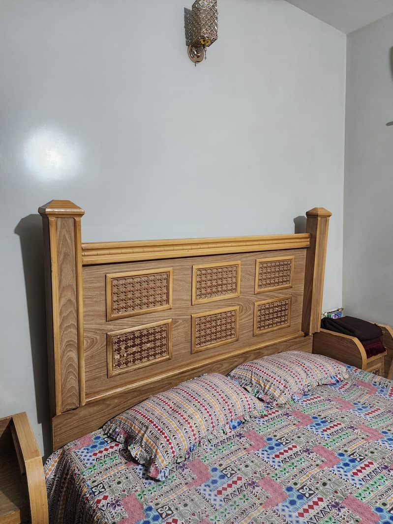 bed side tables dressing table 3
