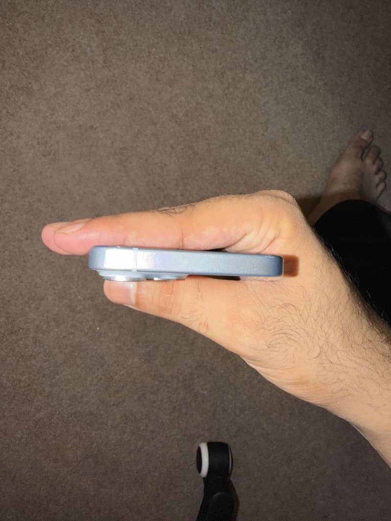 Apple iPhone 15 7