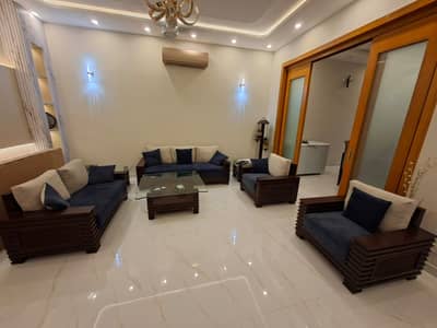 7 Seater Sofa With Central and Two Side Tables