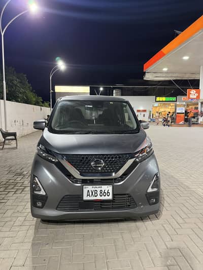 Nissan Dayz Highway Star 2022