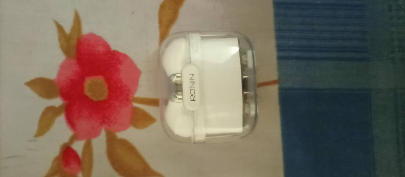 original earbuds 2