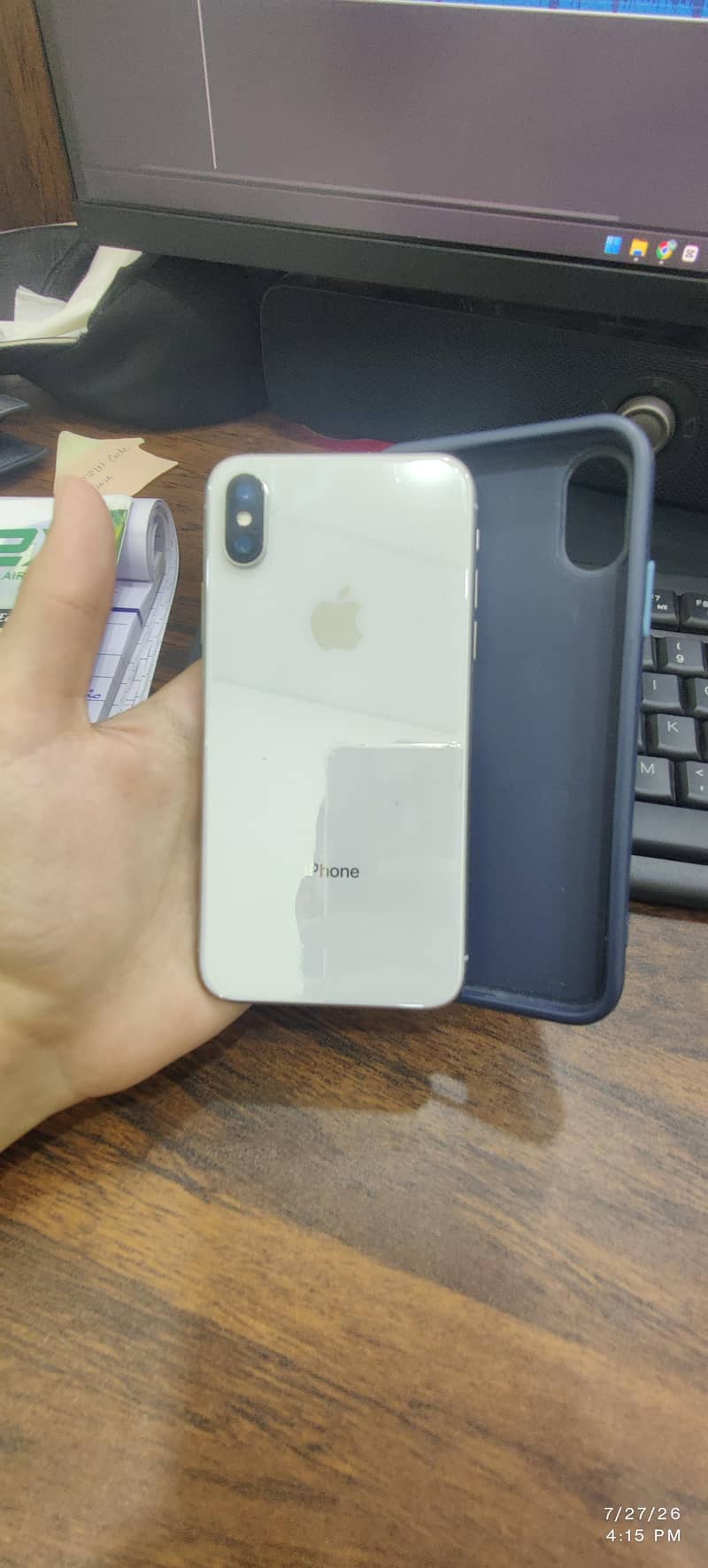 Apple iPhone X 0