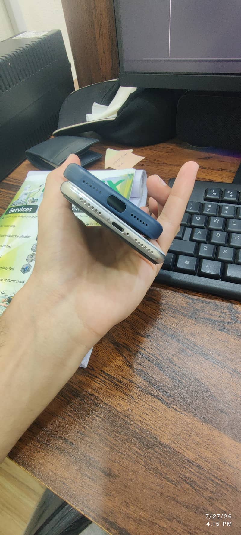 Apple iPhone X 3
