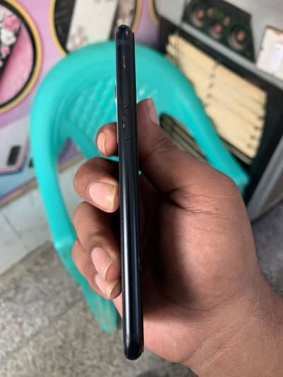 Apple iPhone SE