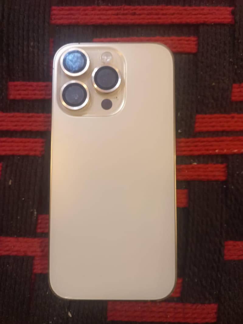 Apple iPhone 14 Pro 0
