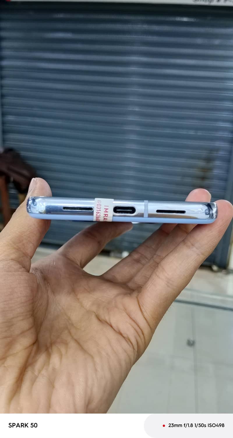 Google Pixel 8 Pro 3