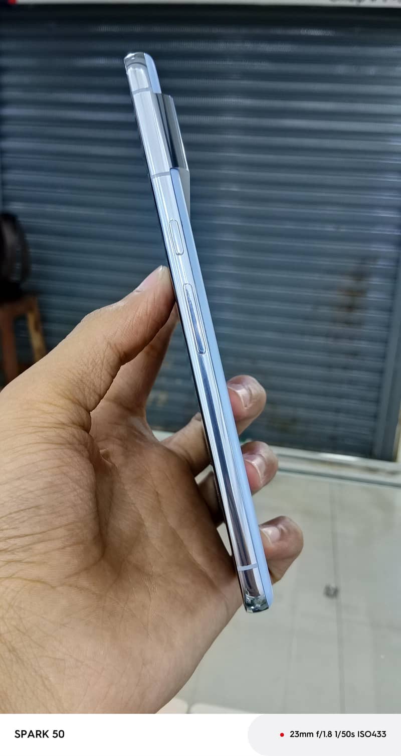 Google Pixel 8 Pro 4