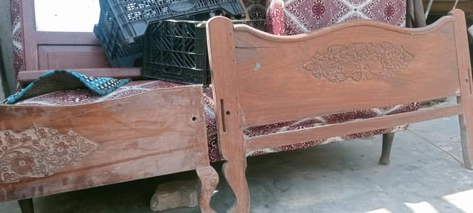 old model bed or sofa ko new look me change Kiya jata ha munsib reta p
