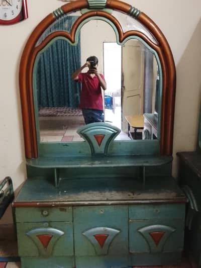 2nd hand mirror