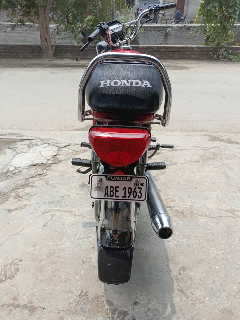 CD 70 2021 MODEL 6