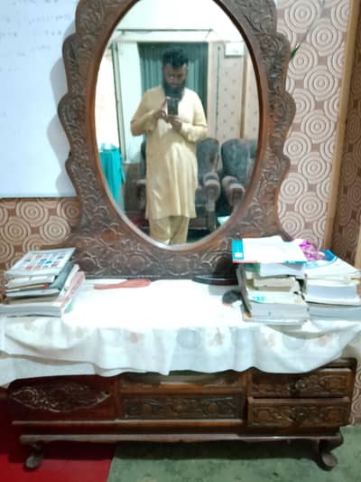 shesham wood mirror  good condition